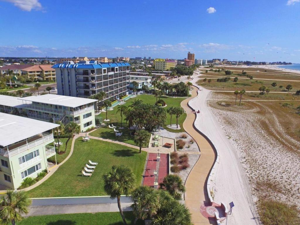 Tropic Terrace #41 - Beachfront Resort St. Pete Beach Dış mekan fotoğraf