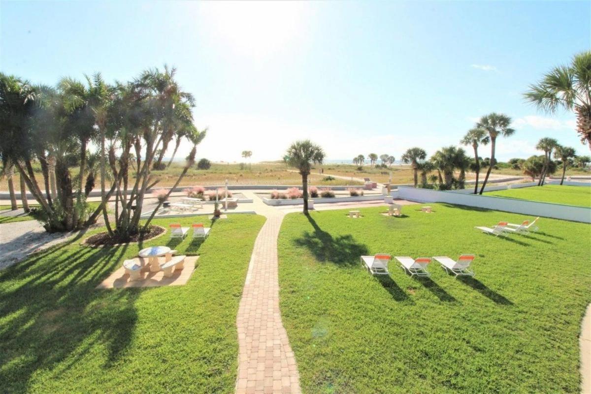 Tropic Terrace #41 - Beachfront Resort St. Pete Beach Dış mekan fotoğraf